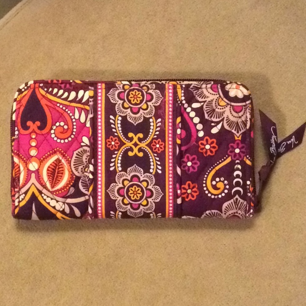 Vera Bradley accordion wallet